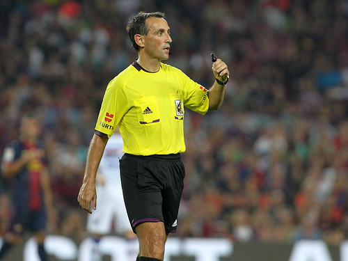 referee