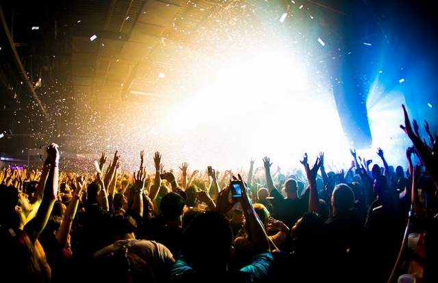 MUSIC - SPEAKING & LISTENING & LANGUAGE FOCUS