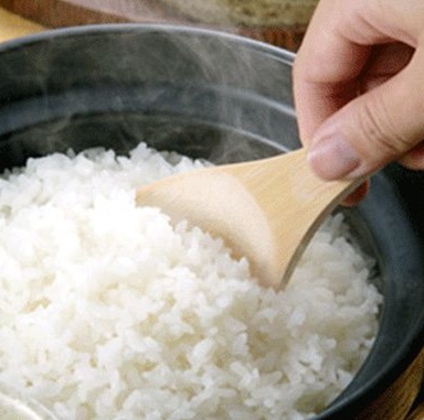 MAKING DINNER 4: COOKING RICE