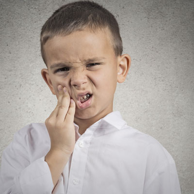 HEALTHY AND HYGIENE (A bad toothache) HEALTHY AND HYGIENE (A bad toothache)